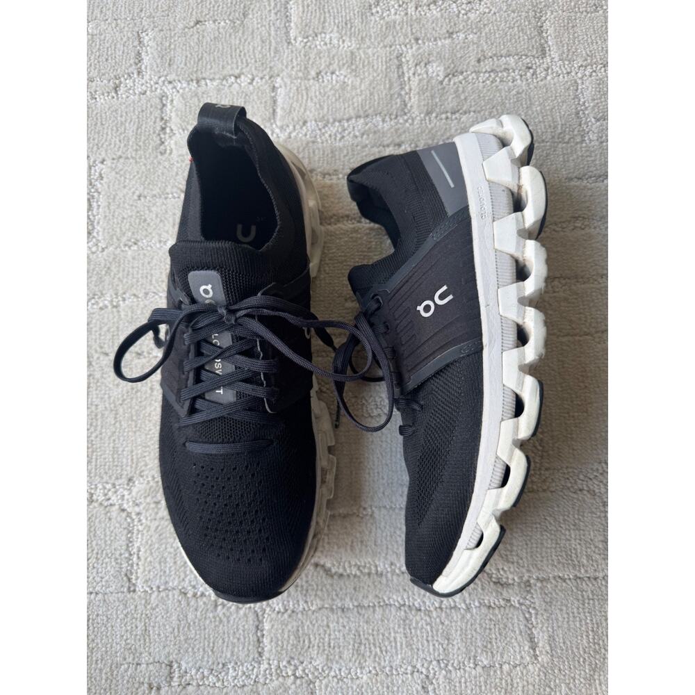 On- Running Cloud Swift Black Comfortable Athleti… - image 1